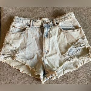Cute short shorts for the summer!